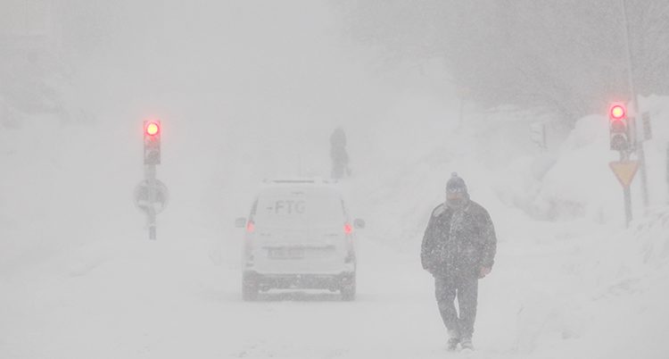 kraftig storm